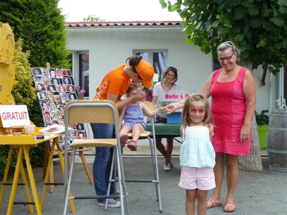 Camping La Pinède