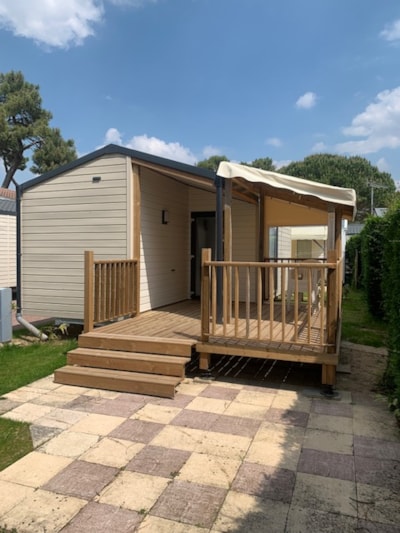 Mobile home 28-30m² - 2 bedrooms - covered wooden terrace — 1