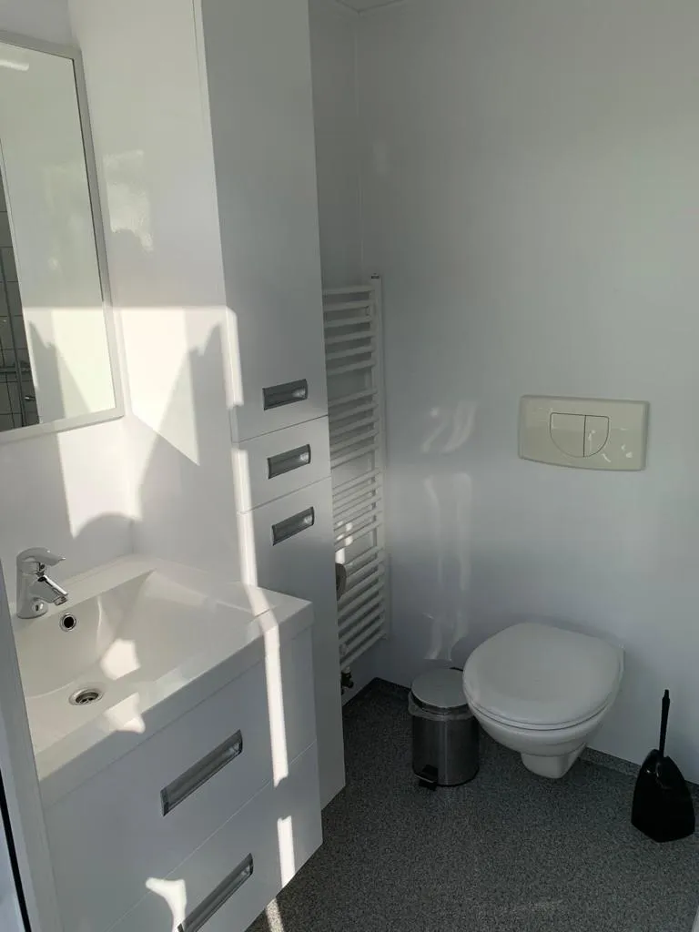 Private Sanitary + 16 Amp Power + Tv Connection + Free Wifi + Private Water Tap And Drain