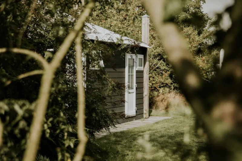 Private Sanitary + 16 Amp Power + Tv Connection + Free Wifi + Private Water Tap And Drain