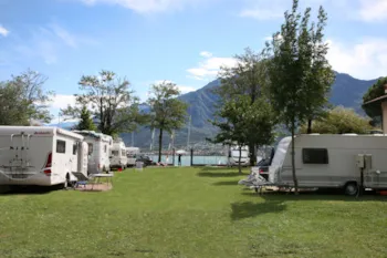 Kampeerplaats(en) - Standaard Staanplaats - Camping North Wind