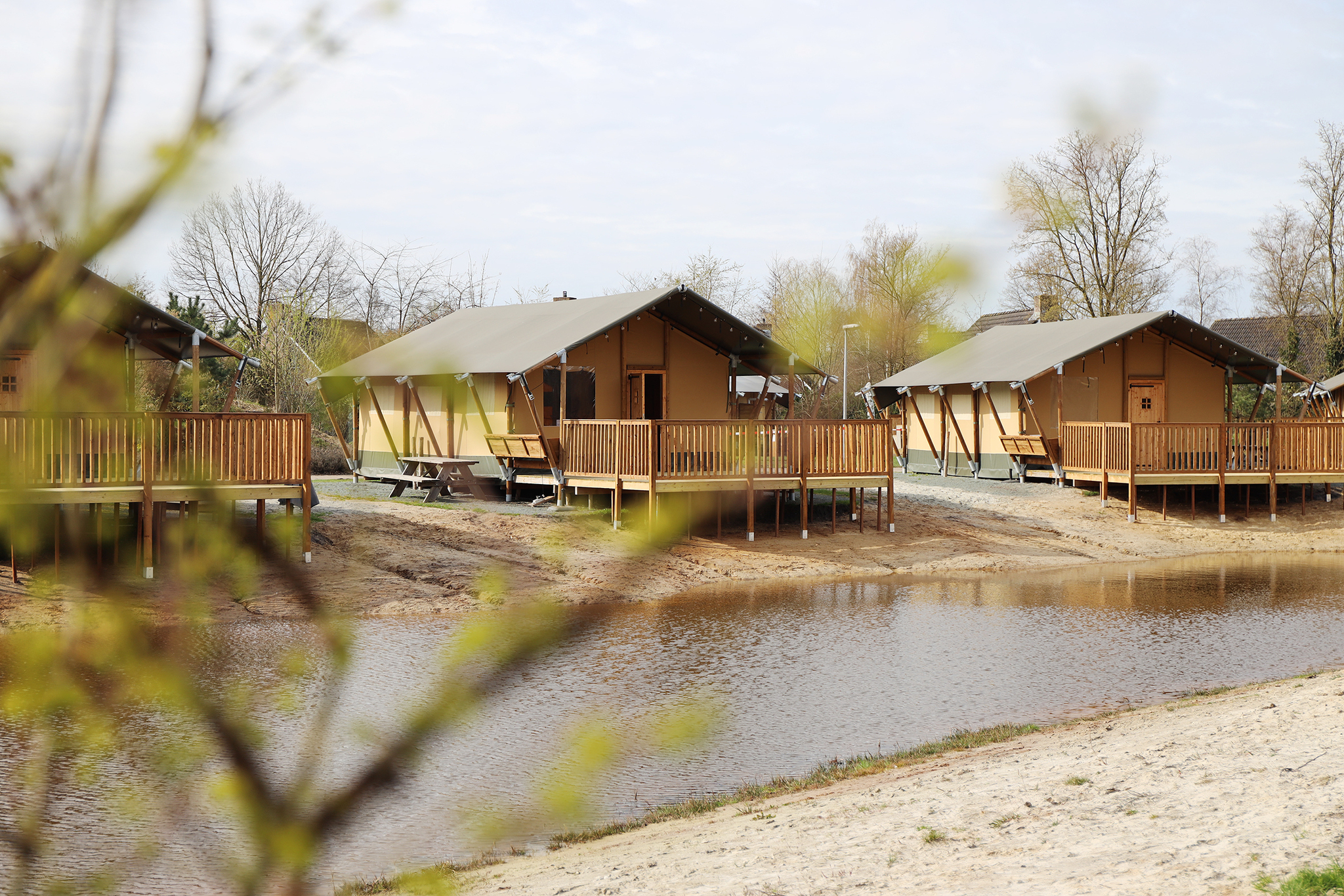 Accommodation - 6 Person Luxury Safari Tent At The Waterfront - Vakantiepark Sallandshoeve