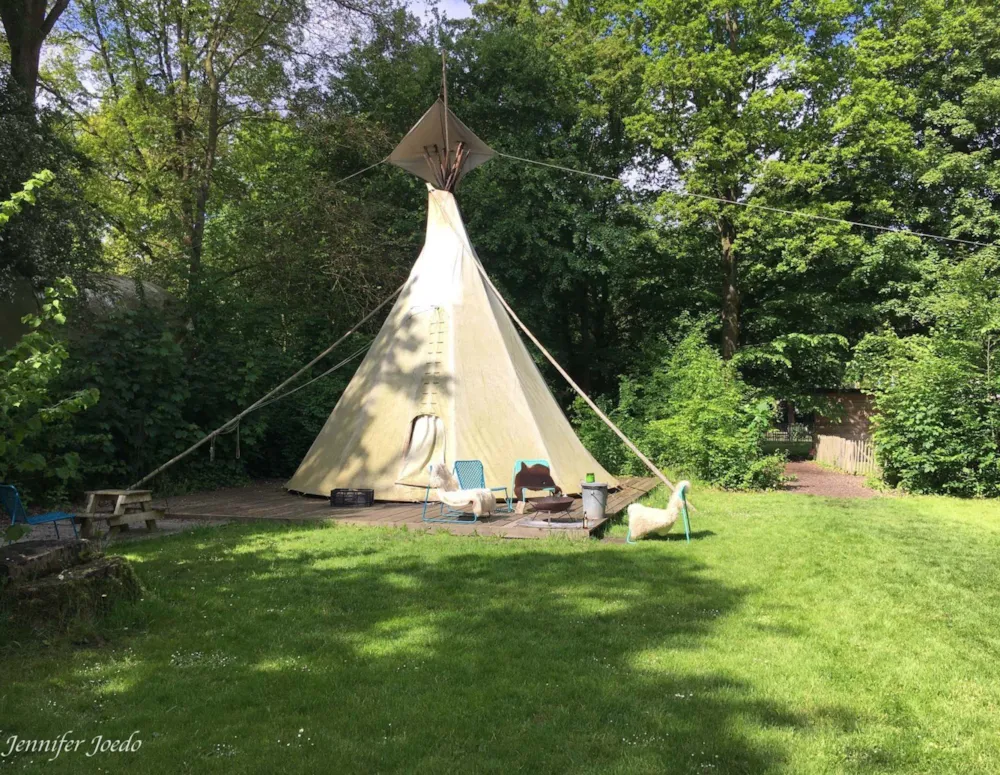 Accommodation - Tipi Tent - Buytenplaets Suydersee