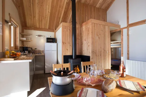 Accommodation - Wooden Chalet Montana - image n°2 - Les chalets Huttopia de Bourg-St-Maurice