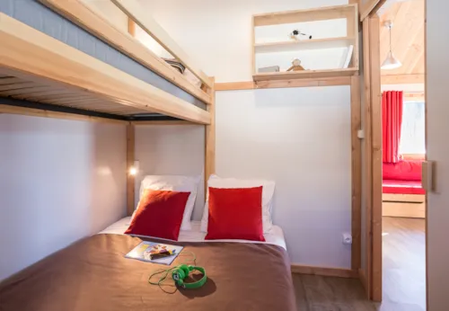 Accommodation - Wooden Chalet Montana - image n°6 - Les chalets Huttopia de Bourg-St-Maurice