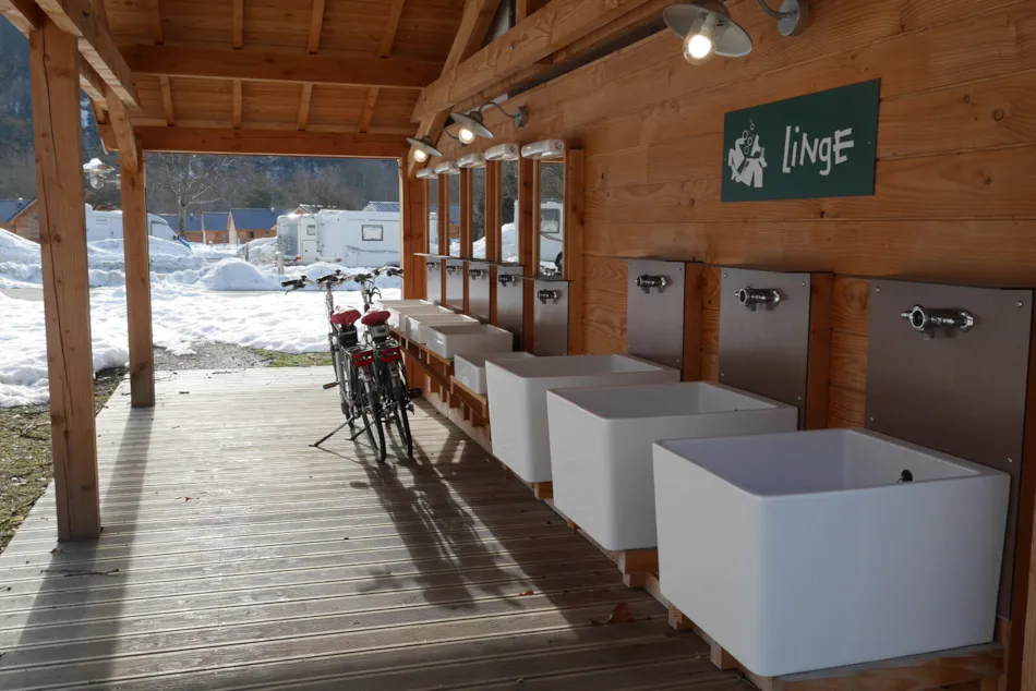 Les chalets Huttopia de Bourg-St-Maurice