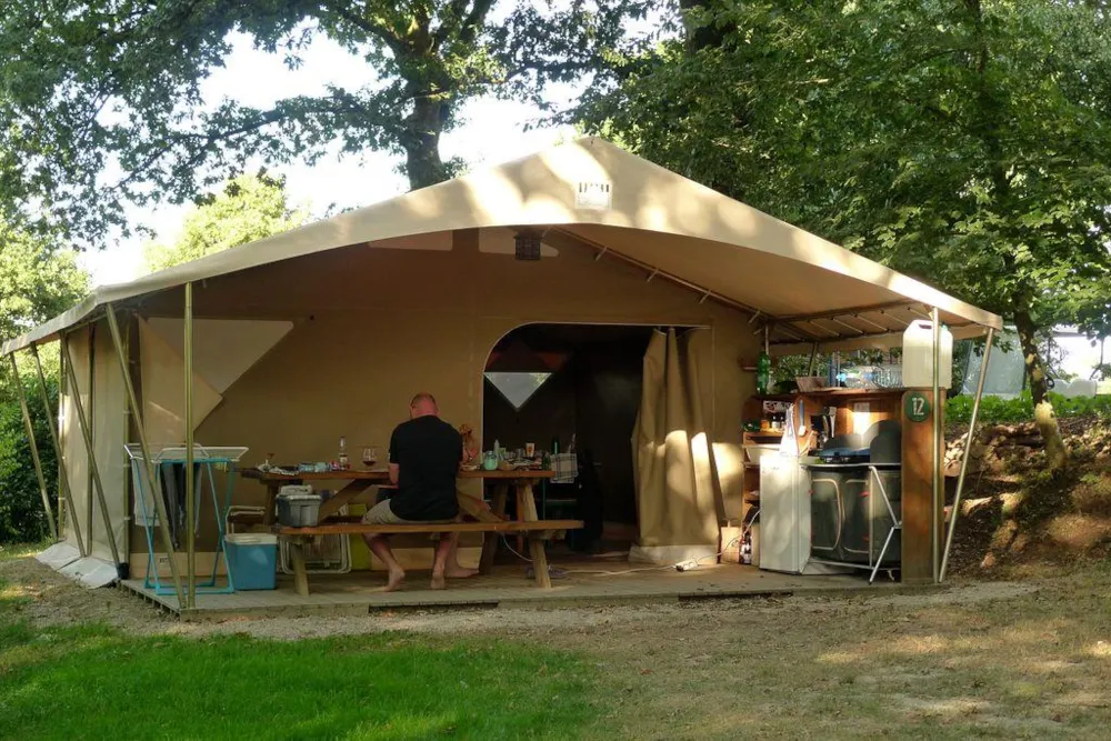 Accommodation - Bungalow Canada - Camping Ushuaïa Villages de Pont Calleck
