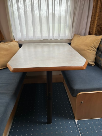 Fendt Caravan — 2