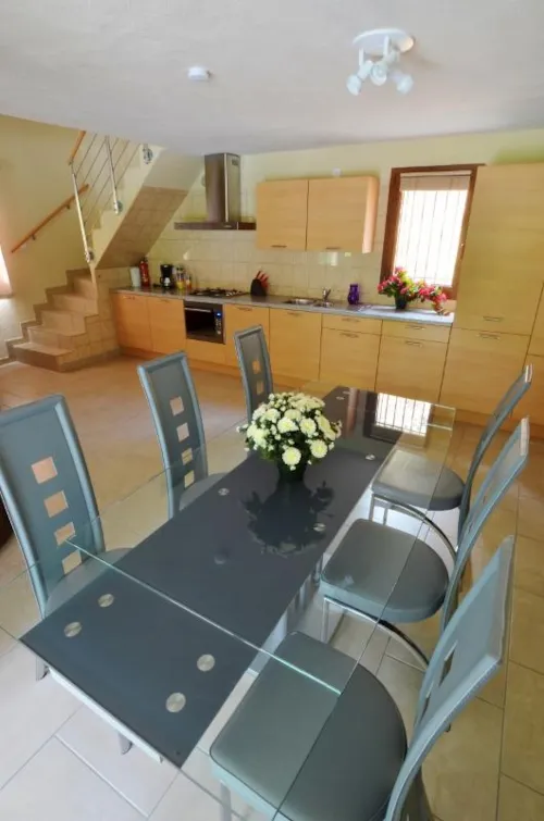 Accommodation - Chalet 'Grand Confort' 85M² - 3 Bedrooms - image n°6 - Camping L'Ardéchois