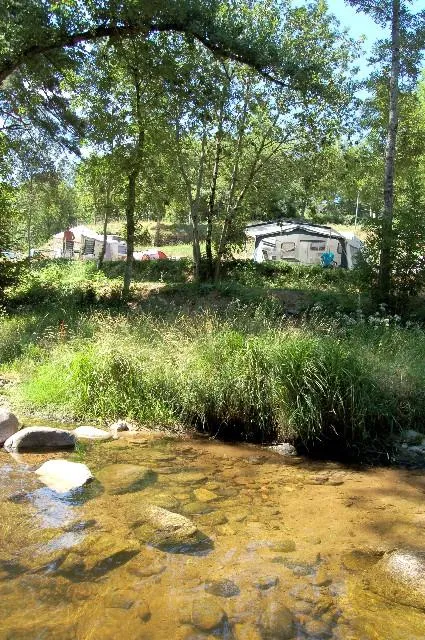 Pitch - Pitch - image n°4 - Camping L'Ardéchois