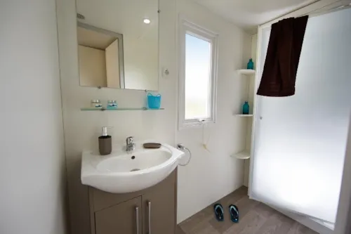 Mietunterkunft - Mobilheim 24.9M² - 2 Schlafzimmer - image n°6 - Camping L'Ardéchois