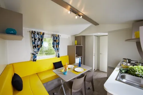 Mietunterkunft - Mobilheim 24.9M² - 2 Schlafzimmer - image n°3 - Camping L'Ardéchois