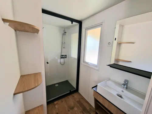 Accommodation - Mobile-Home 'Luxe' - 35 M² - 3 Chambres - image n°10 - Camping L'Ardéchois