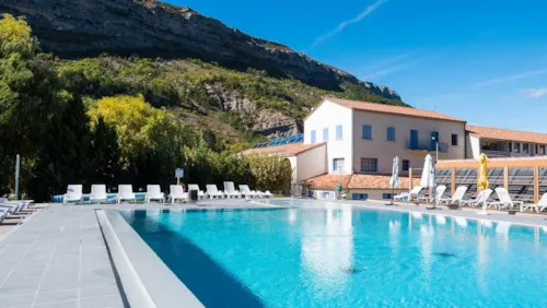 Les Lavandes Drôme Provençale à Rémuzat