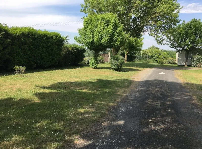 Campeurs Confort : Eléc 10A + 1 Véhicule + 1 Tente Ou Caravane Ou Camping-Car