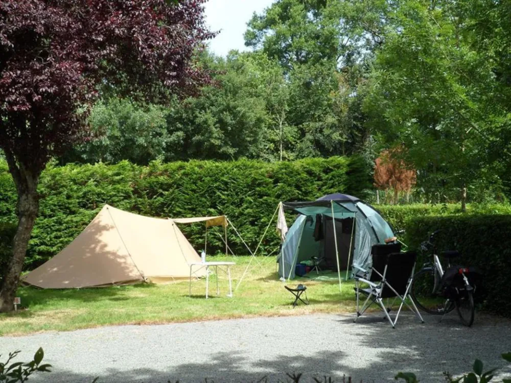 Emplacement - Campeur Vélo : 1 Vélo + 1 Tente - Camping Bleu Mer