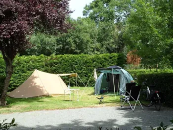 Stellplatz - Fahrradcamper : 1 Pers. + 1 Fahrräder + 1 Zelt - Camping Bleu Mer
