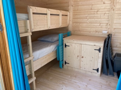 Cabin - 10 m², without private sanitary facilities — 4