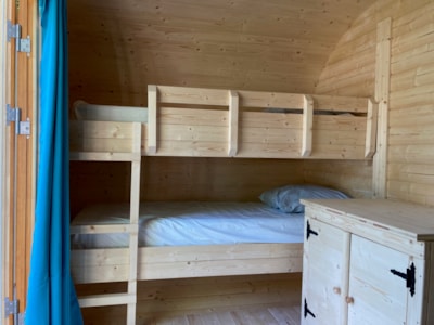 Cabin - 10 m², without private sanitary facilities — 7