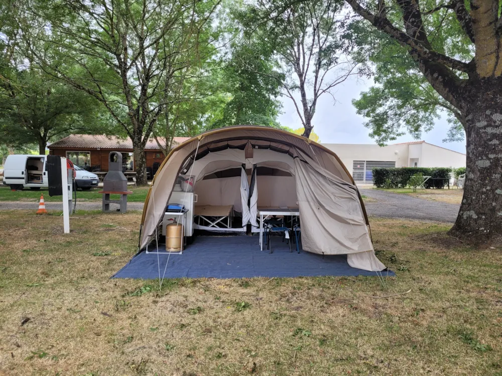 Location - Tente Prêt À Camper - Camping Les 2 Salamandres