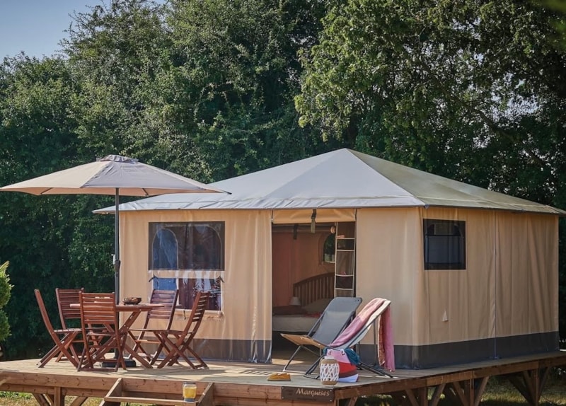canvas hut