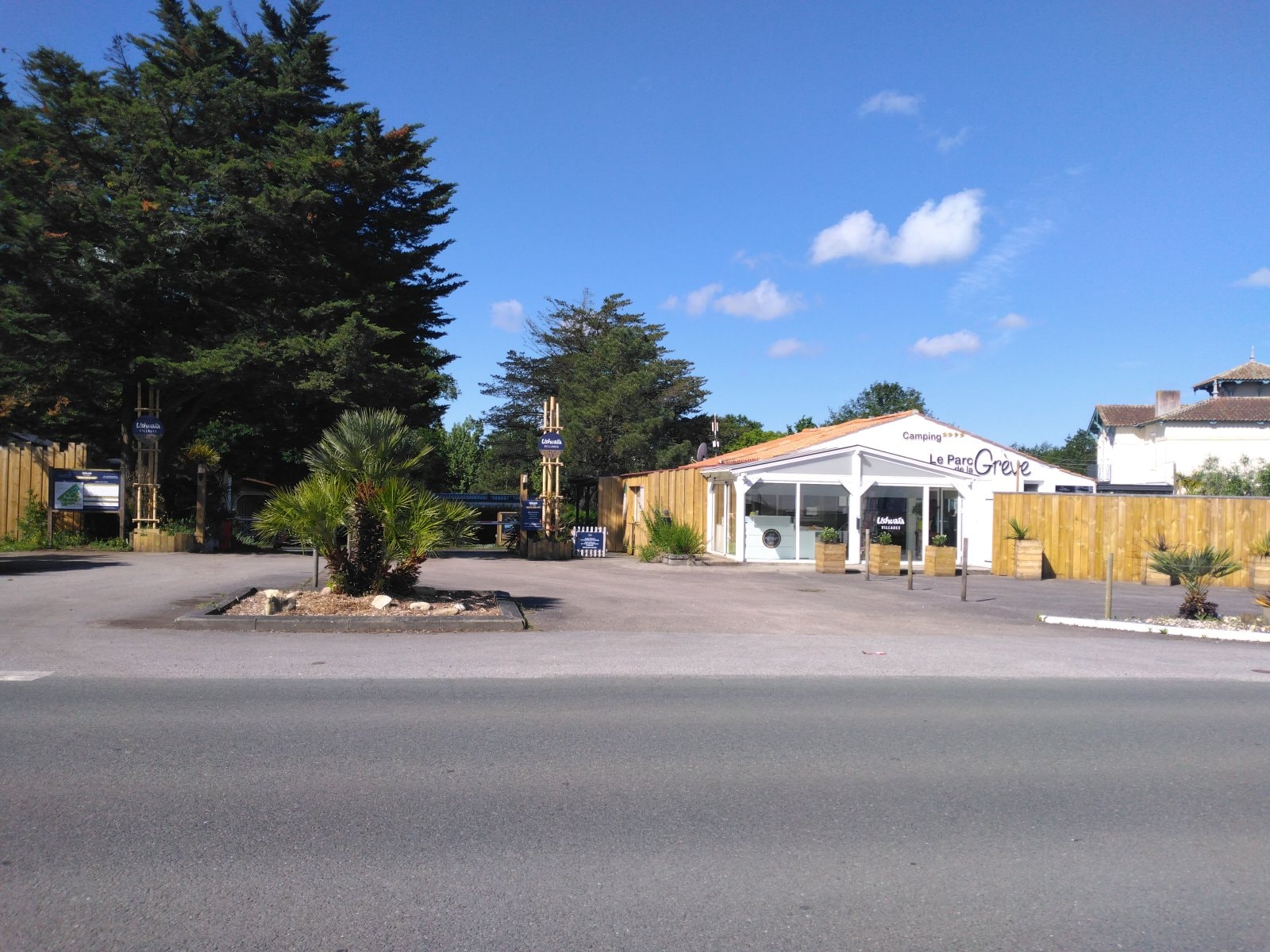 Ushuaïa Villages - Camping Le Parc de la Grève — Photo 2