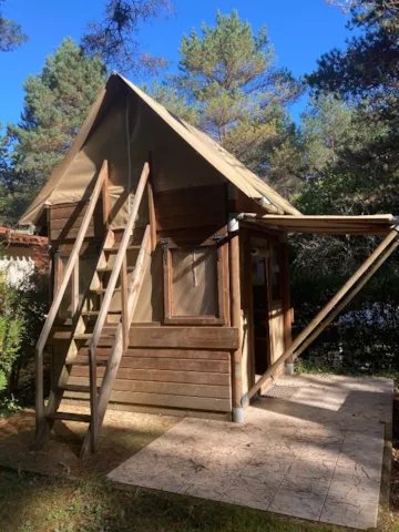 Location - Cabane Duplex Toilée - Camping La Roussie