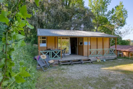 Huuraccommodatie(s) - Chalet Standard 3 Slaapkamers - Camping La Roussie