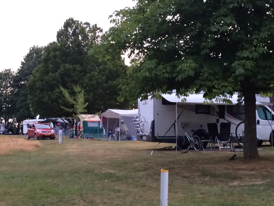 Camping Dun-le-Palestel