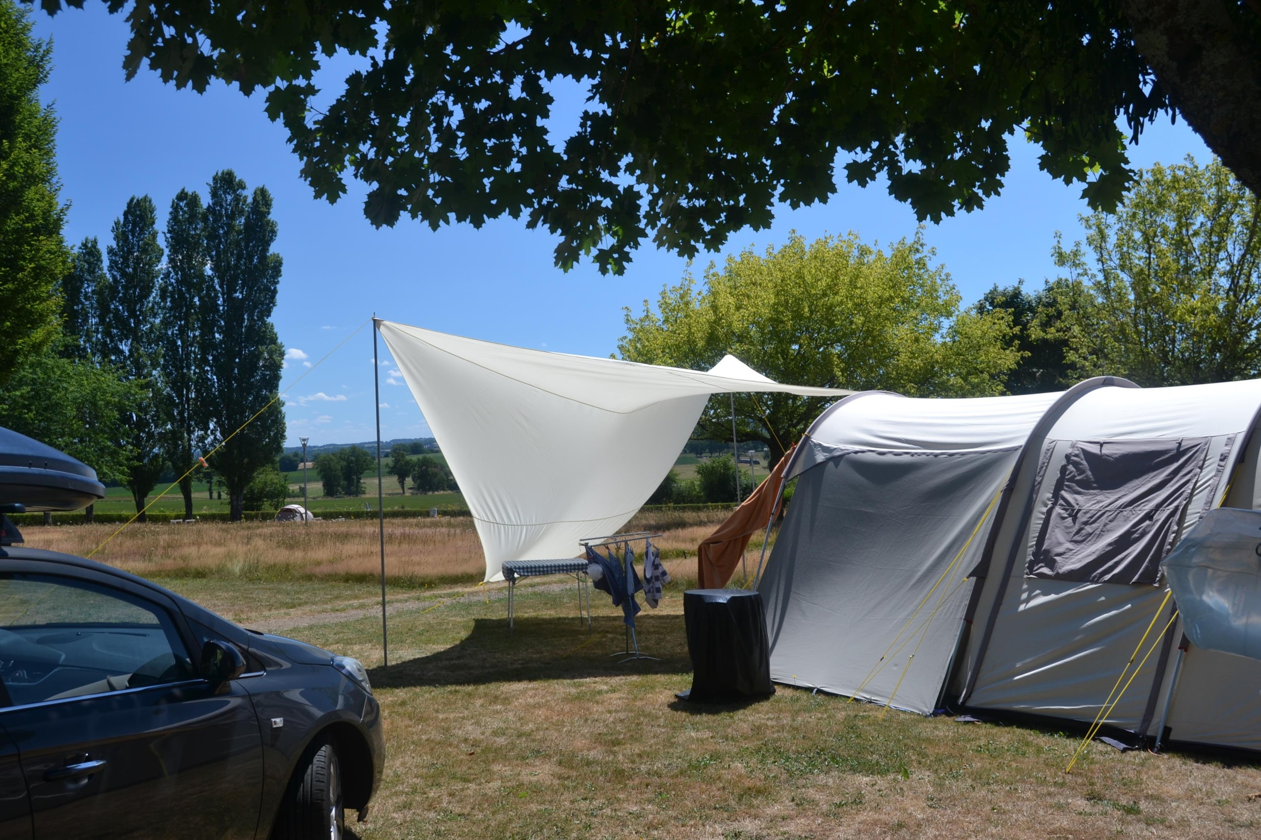 Camping Dun-le-Palestel — Photo 8