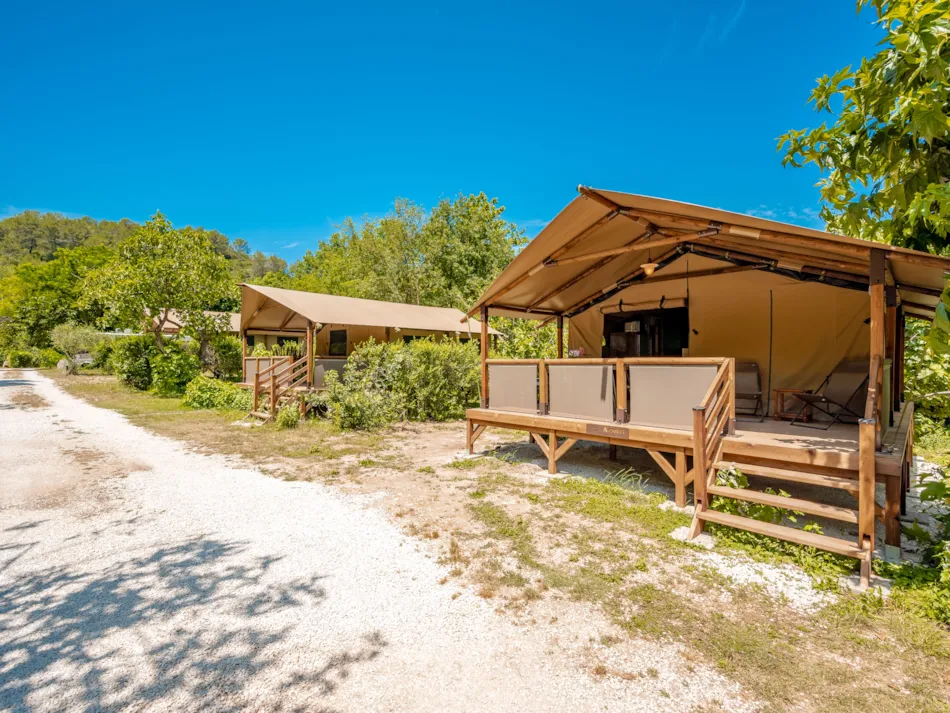 Flower Camping les Tomasses