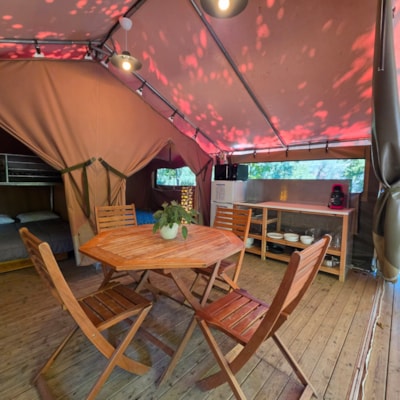 Cocoon River Lodge, 28 m² - 2 bedrooms (no bathroom) + covered terrace