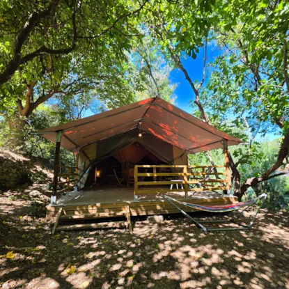 Cocoon River Lodge 28M2 (2 Bedrooms - 5 People) (No Bathroom) + Terrace