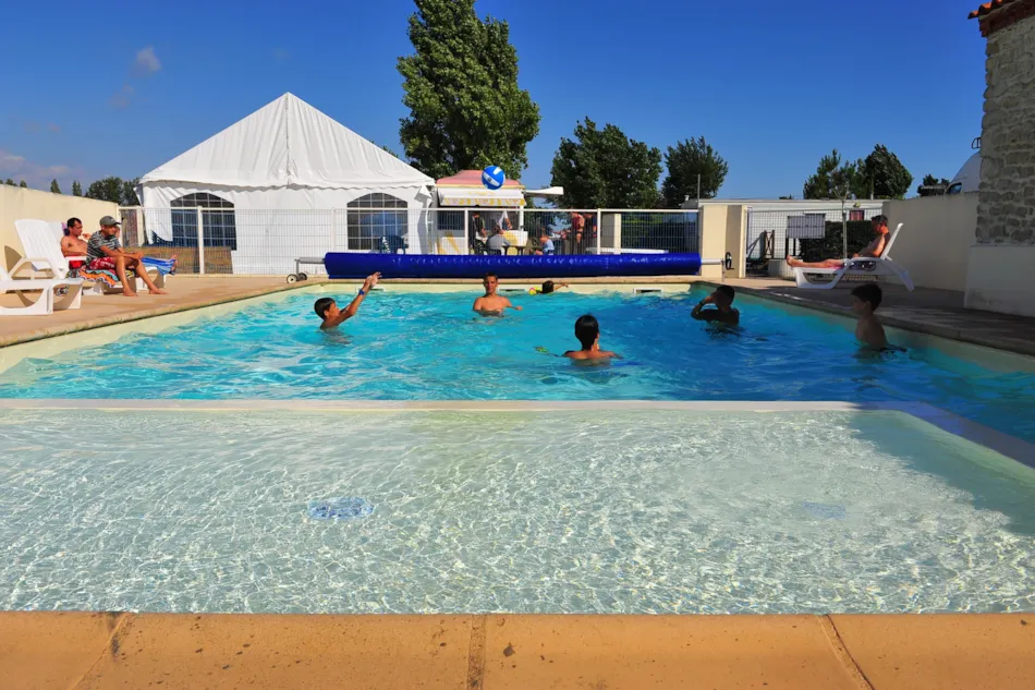 Camping APV Le Pavillon Bleu