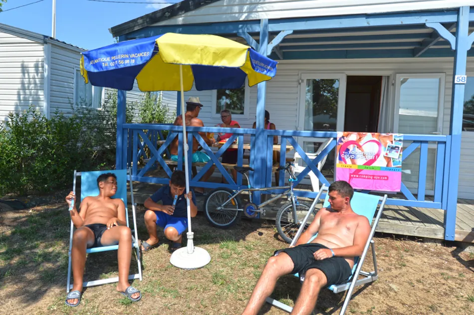 Camping APV Le Pavillon Bleu