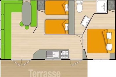 Grand Comfort mobile home with wooden deck — 3