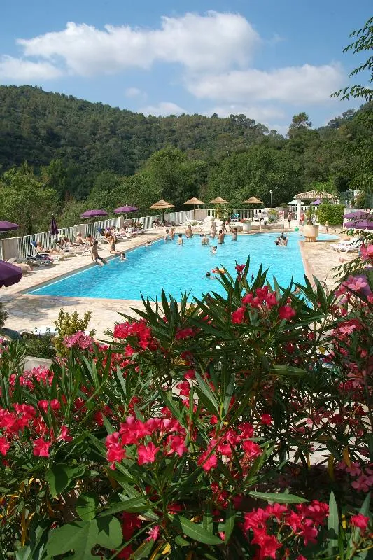 Sites et Paysages Les Pinèdes