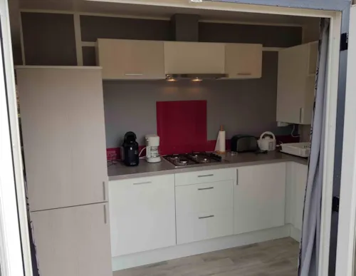 Huuraccommodatie(s) - Cottage Luxe - 2 Slaapkamers - 1 Badkamer - image n°4 - Camping Parc de la Dranse