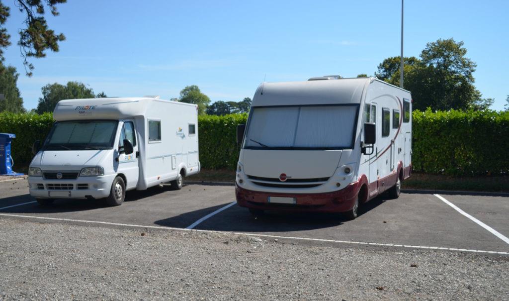 Pitch - Package Motor Home (1 Night) - Camping Parc de la Dranse