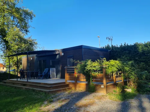 Accommodation - Luxury Cottage - 2 Bedrooms - 2 Bathrooms 1 King-Size Beds 2 Extra Beds - image n°1 - Camping Parc de la Dranse
