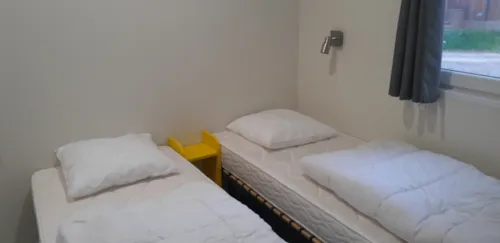 Accommodation - Luxury Cottage - 2 Bedrooms - 2 Bathrooms 1 King-Size Beds 2 Extra Beds - image n°9 - Camping Parc de la Dranse