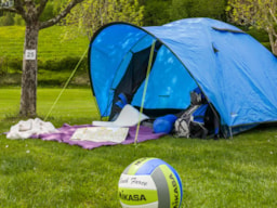 Pitch Small Tent