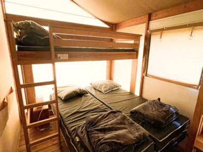 Lodge Havana 2 bedrooms (Green Village  800 m from Domaine de la Forge)