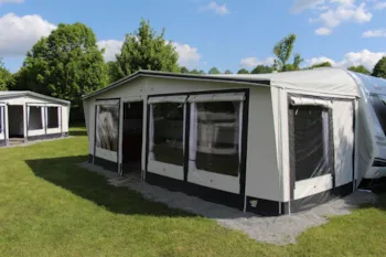 Mietunterkunft - Seasoncamper - Paradies-Camp