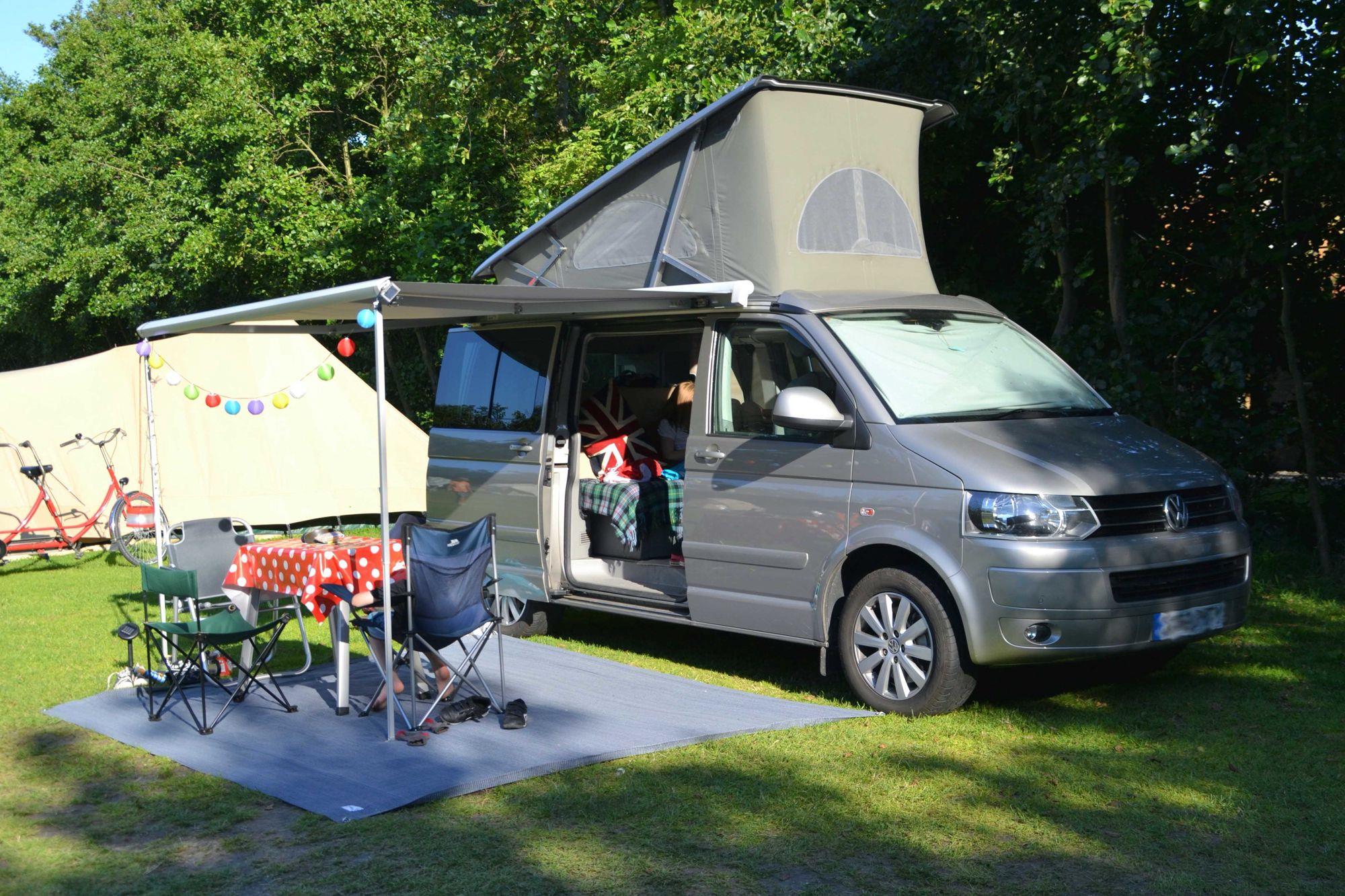 Classique Pitch Camping Car > (water and Electricity)