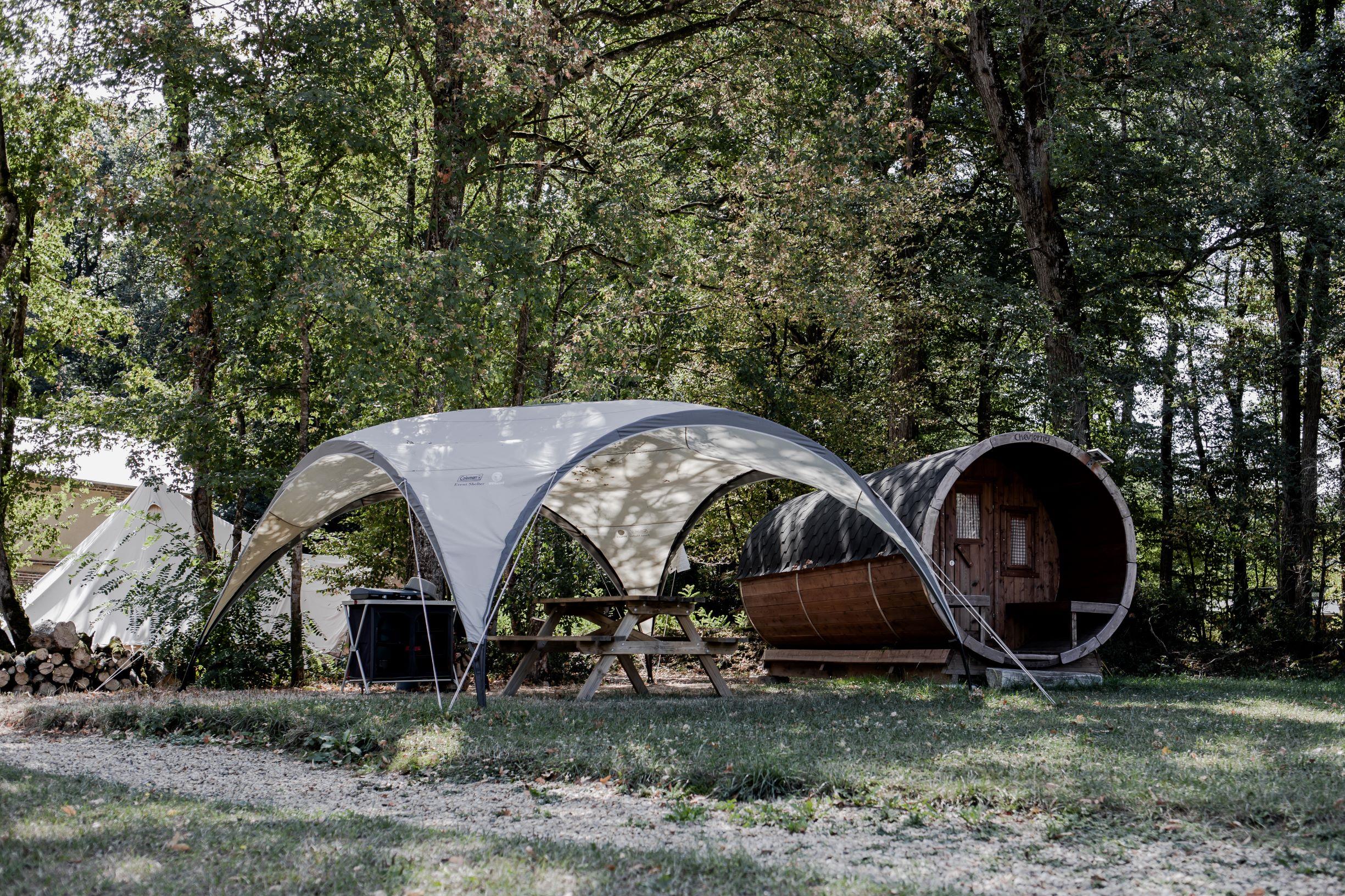 Accommodation - Glamping Barrel - Camping L'Orangerie de Beauregard