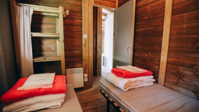 LODGE PREMIUM — 10
