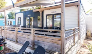 Mietunterkunft - Premium 33M² - 3 Zimmer - Klimaangle - Tv - Pack Exclusive - Pack Exclusive - Überdachte Terrasse - - Camping Marvilla Parks - Domaine du Clarys