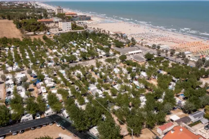 Club del Sole Riccione Easy Camping Village  - Camping2Be