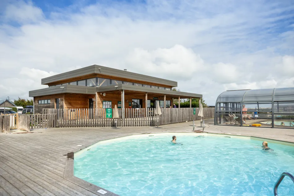 Huttopia Les Falaises - Normandie